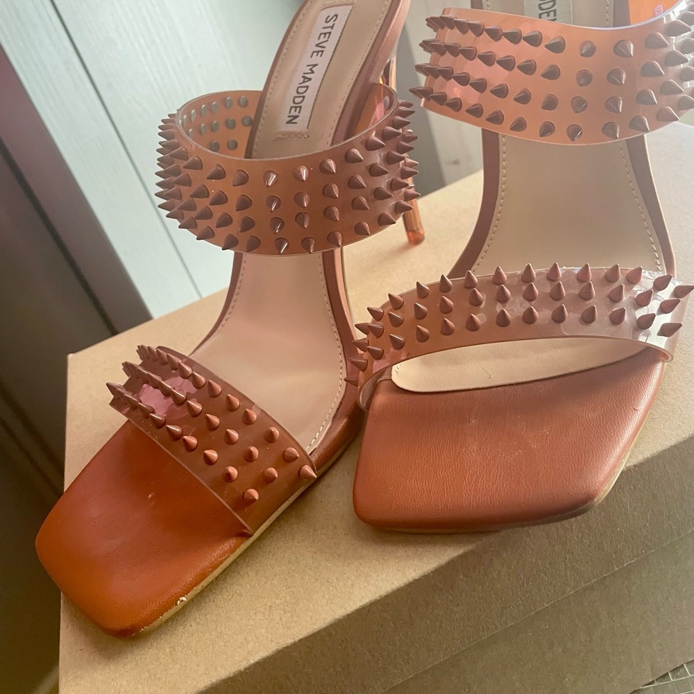 Steve Madden Lunna Spiked Brown Heels - Picture 2 of 8